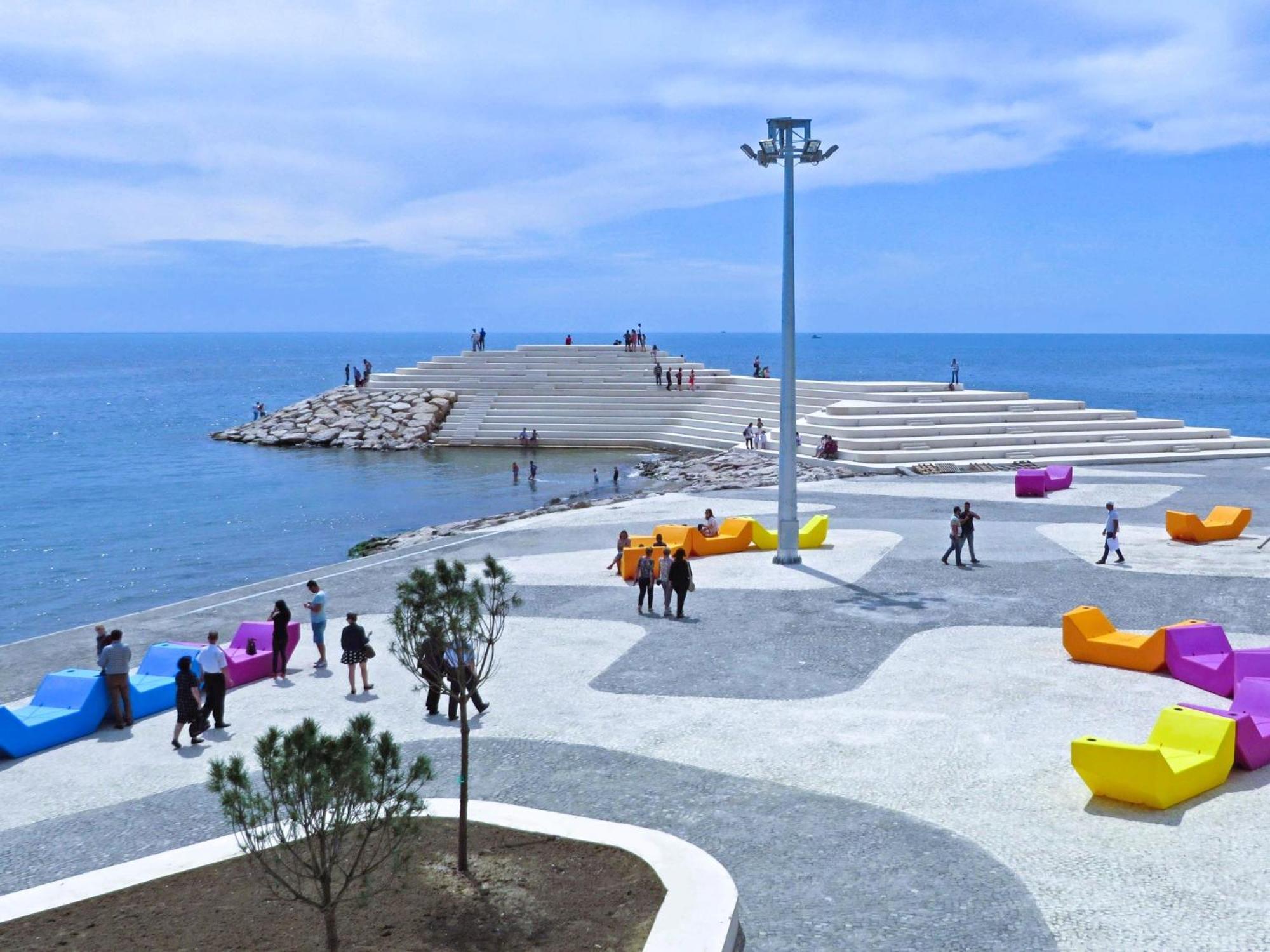La Dolce Vita Durrës 외부 사진